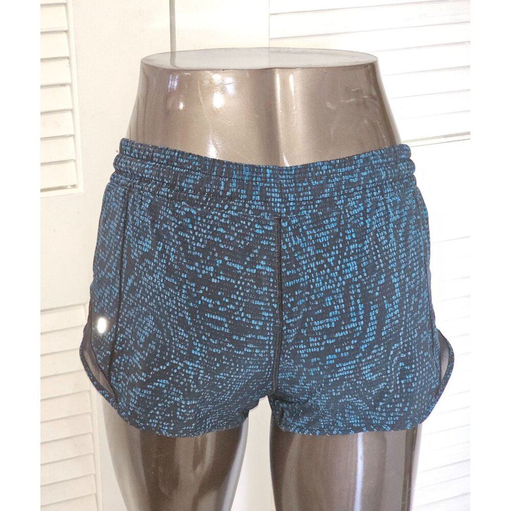 Lululemon Women's Blue Black Teal  Hotty Hot Short Pulse  Size 4 1808 - Picture 9 of 16